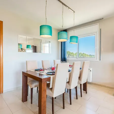 Casa Familiar Con Piscina * Llica d'Amunt