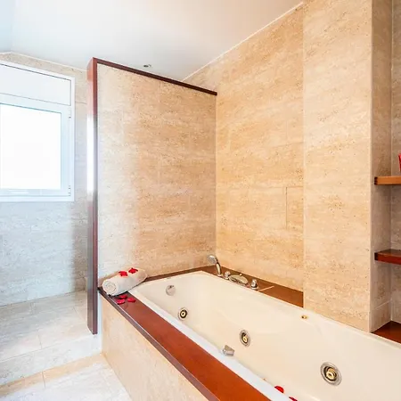 Casa Familiar Con Piscina Holiday home *