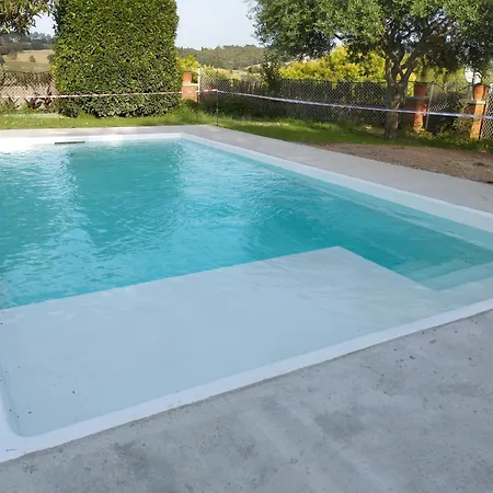 Holiday home Casa Familiar Con Piscina Llica d'Amunt